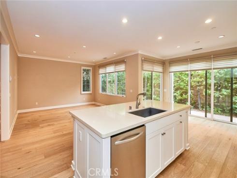 54 Trotter , Irvine, CA