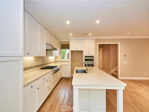 54 Trotter , Irvine, CA