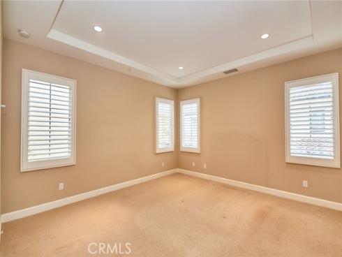 54 Trotter , Irvine, CA