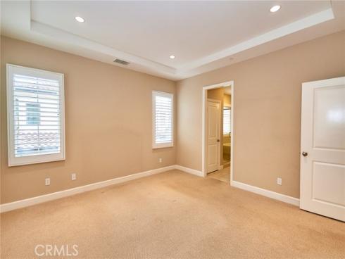 54 Trotter , Irvine, CA