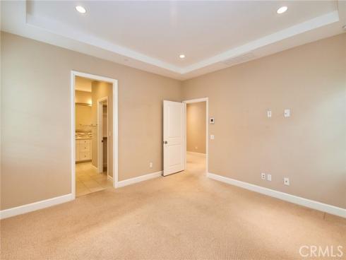 54 Trotter , Irvine, CA