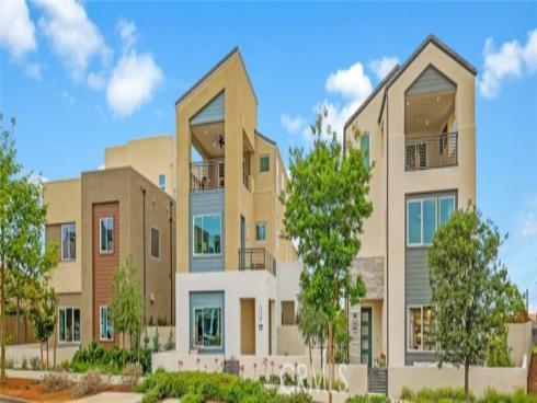 183 Sawbuck , Irvine, CA