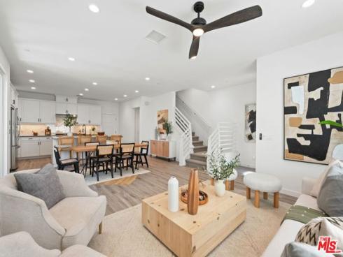 101 Stage , Irvine, CA