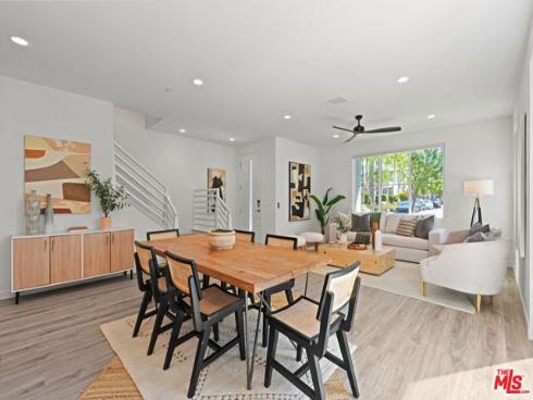 101 Stage , Irvine, CA