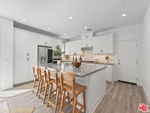 101 Stage , Irvine, CA