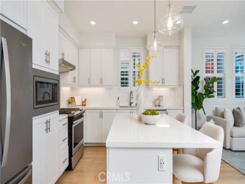 107 Tenor , Irvine, CA