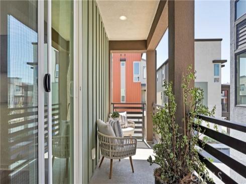 107 Tenor , Irvine, CA