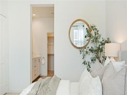 107 Tenor , Irvine, CA