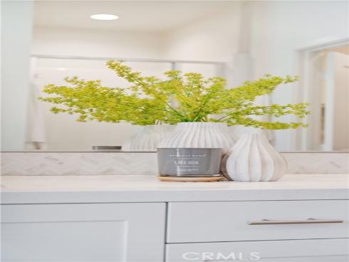 107 Tenor , Irvine, CA