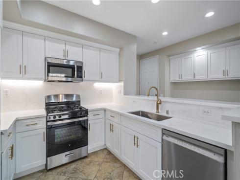 109 Reunion , Irvine, CA