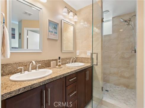 615 Rockefeller , Irvine, CA