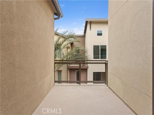 615 Rockefeller , Irvine, CA