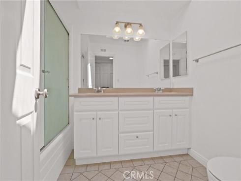 17 Brisbane Way, Irvine, CA