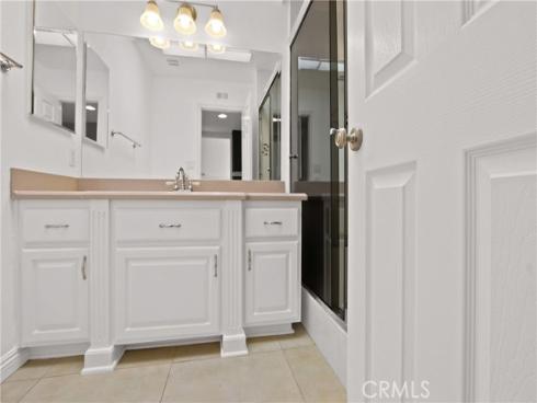 17 Brisbane Way, Irvine, CA