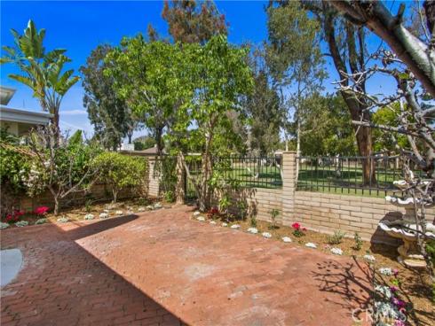 17 Brisbane Way, Irvine, CA
