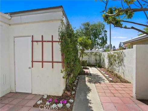 17 Brisbane Way, Irvine, CA