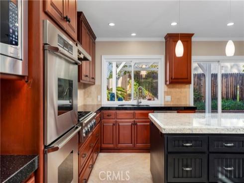 34 Bull Run , Irvine, CA