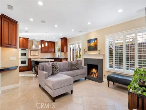 34 Bull Run , Irvine, CA