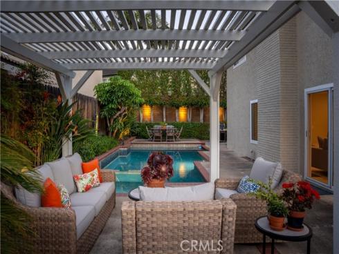 34 Bull Run , Irvine, CA