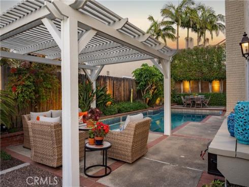 34 Bull Run , Irvine, CA