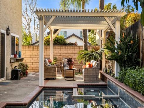 34 Bull Run , Irvine, CA