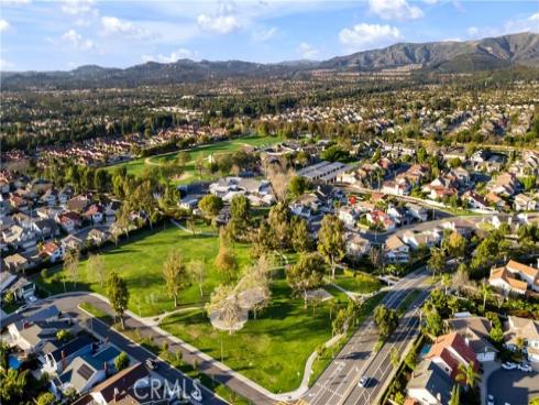 34 Bull Run , Irvine, CA