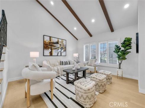 56 Monticello , Irvine, CA