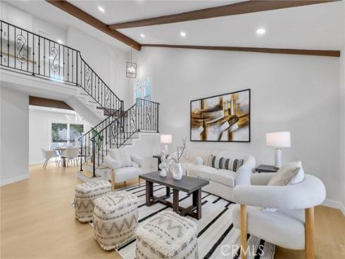 56 Monticello , Irvine, CA