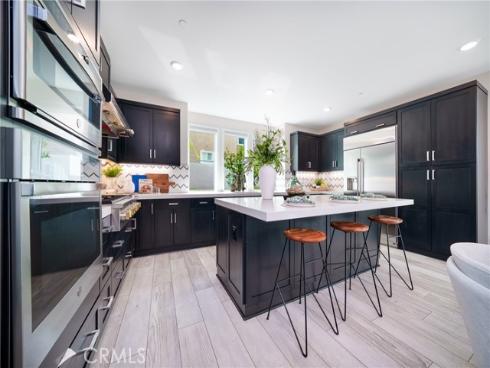 130  Chorus  , Irvine, CA