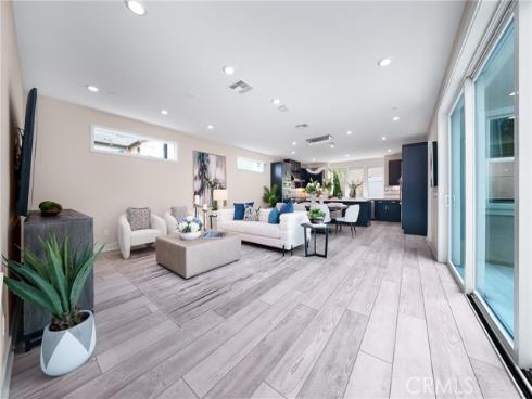 130  Chorus  , Irvine, CA