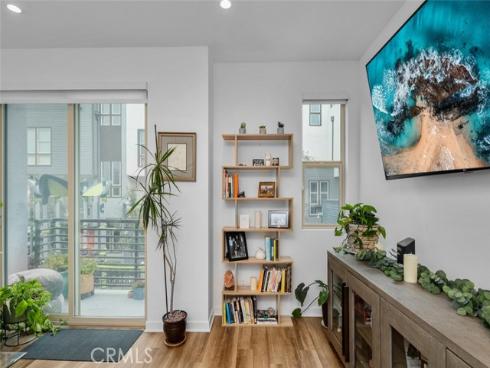 224  Placemark  , Irvine, CA