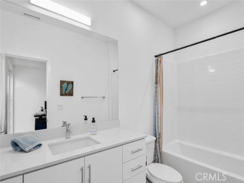 224  Placemark  , Irvine, CA