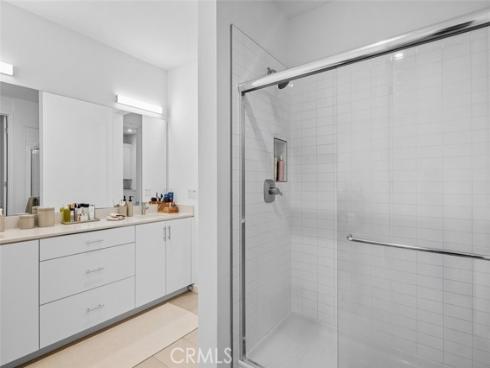 224  Placemark  , Irvine, CA