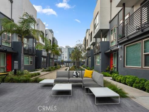 224  Placemark  , Irvine, CA