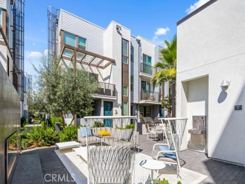 224  Placemark  , Irvine, CA