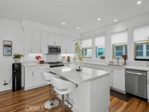 224  Placemark  , Irvine, CA