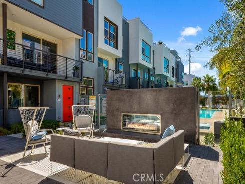 224  Placemark  , Irvine, CA