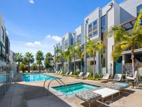 224  Placemark  , Irvine, CA