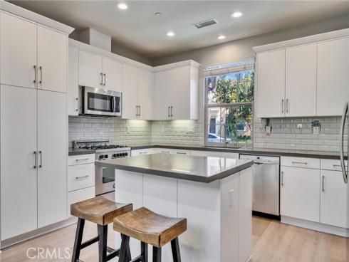 157 Quiet Grove , Irvine, CA