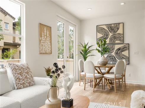 97 Sapphire 39 , Irvine, CA