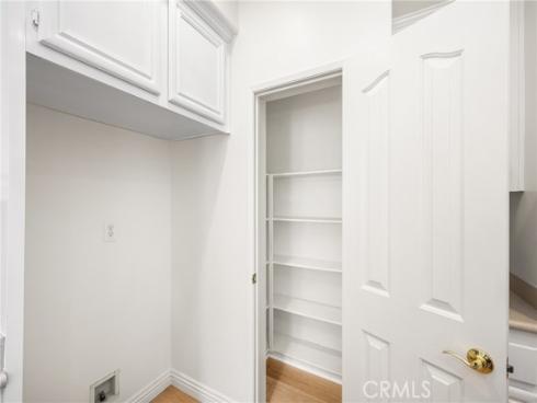 97 Sapphire 39 , Irvine, CA