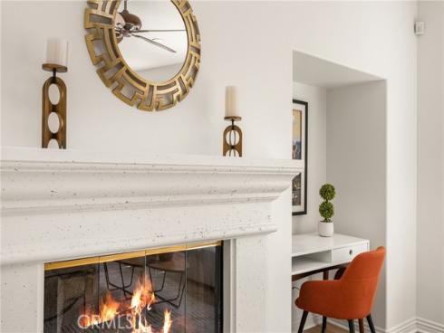 97 Sapphire 39 , Irvine, CA