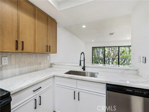 4214 Apricot 4214 Drive, Irvine, CA