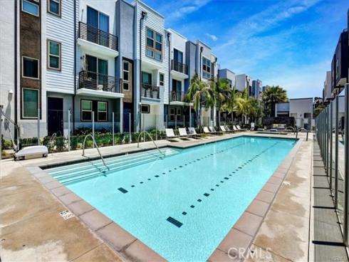 337  Placemark  , Irvine, CA