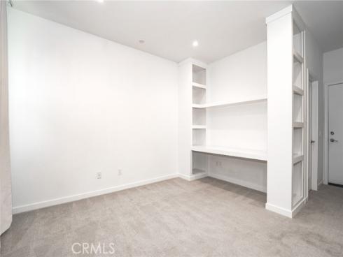 337  Placemark  , Irvine, CA