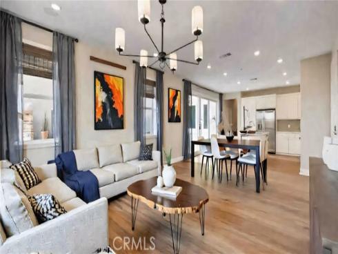 466  Lobata  , Irvine, CA