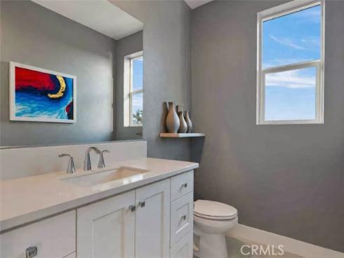 466  Lobata  , Irvine, CA