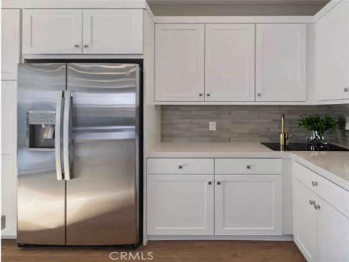 466  Lobata  , Irvine, CA