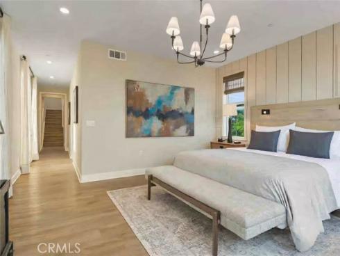 466  Lobata  , Irvine, CA