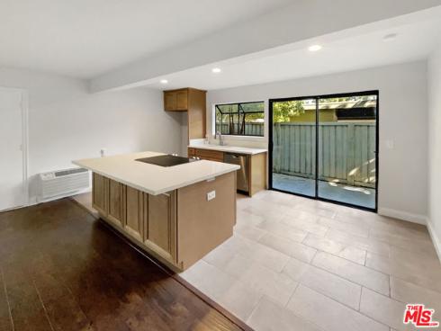 99 Streamwood , Irvine, CA